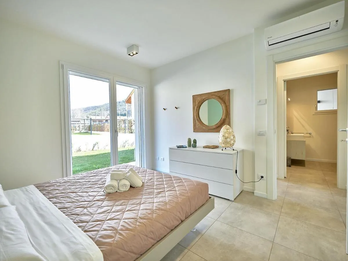 Apartmentsgarda - Il Leccio Residence Apartment Garda (Verona)
