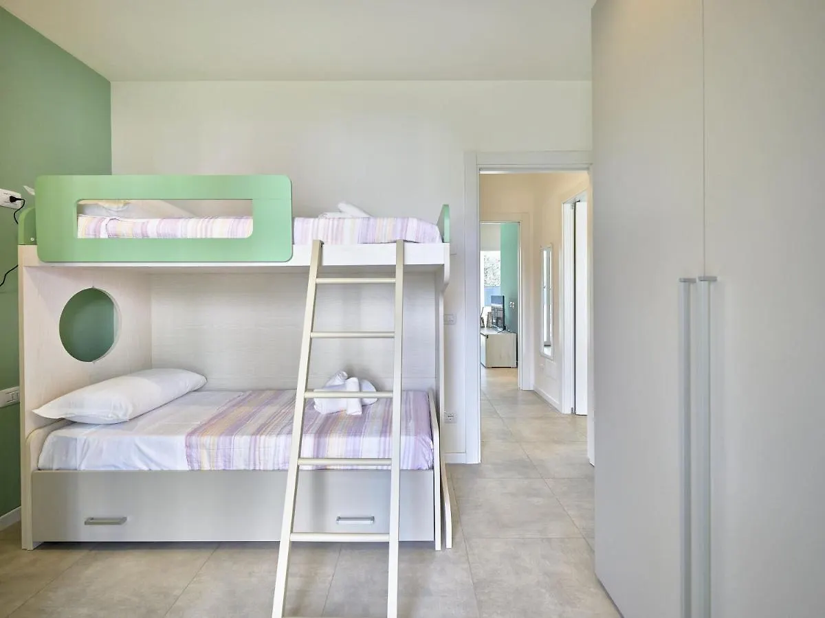 Apartment Apartmentsgarda - Il Leccio Residence Italy