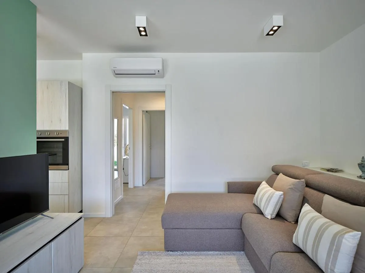 Apartmentsgarda - Il Leccio Residence Italy