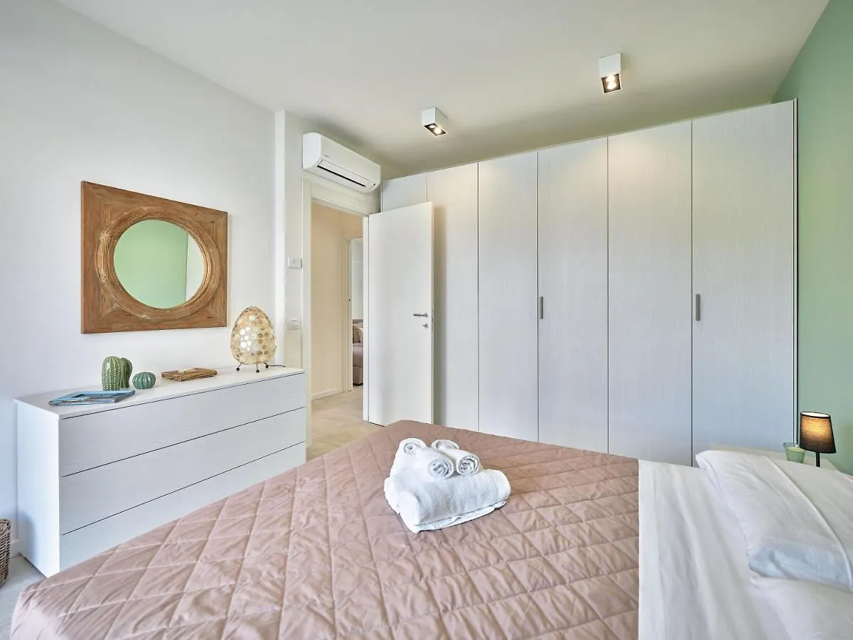 Apartment Apartmentsgarda - Il Leccio Residence Italy